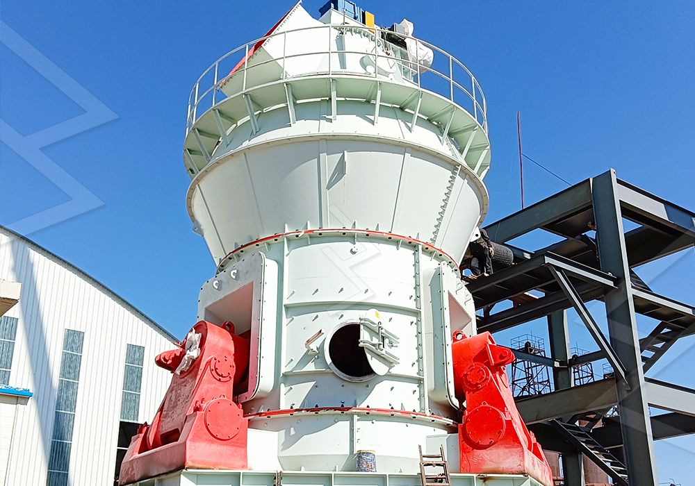 Vertical grinding mill in operation at an Iranian processing plant