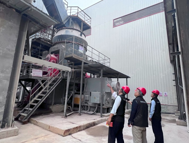 LM Vertical Grinding Mill used for limestone powder in power plant desulfurization process